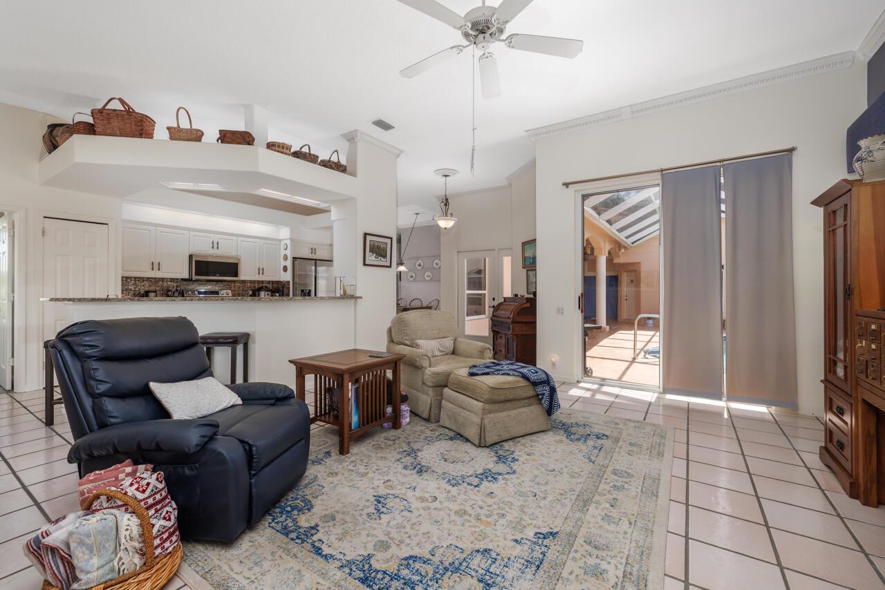 5129 SE Lost Lake Way