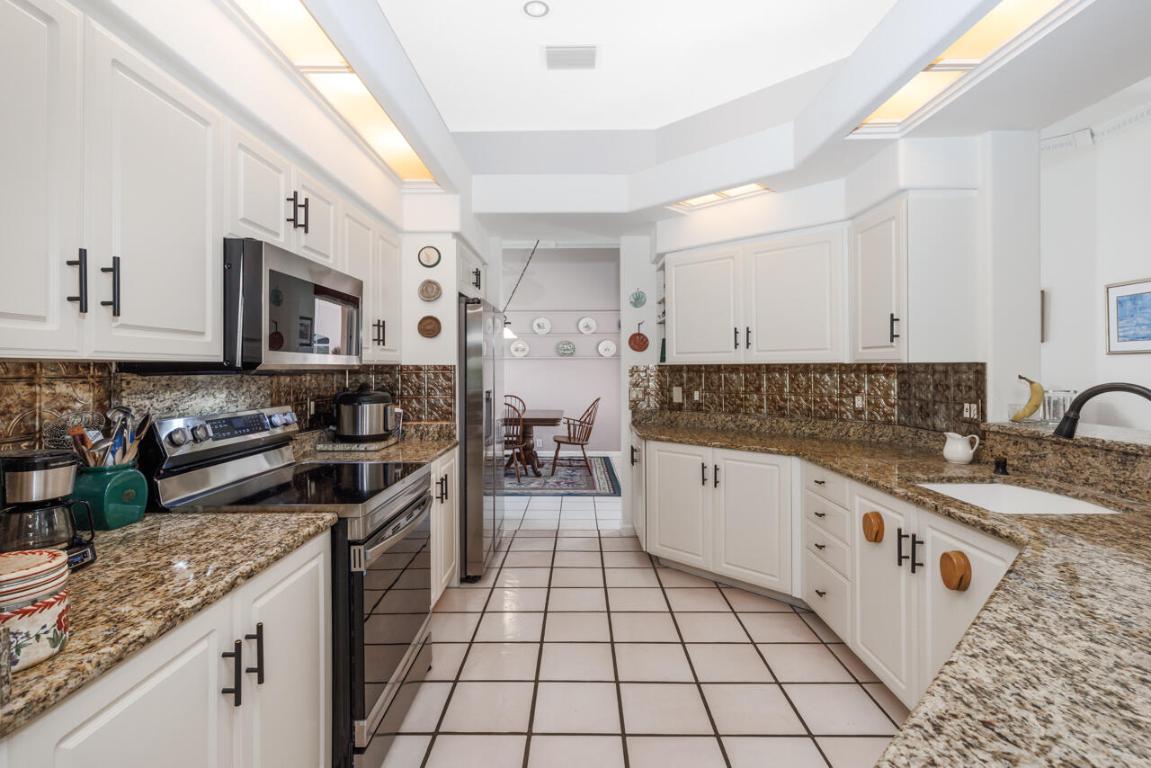 5129 SE Lost Lake Way