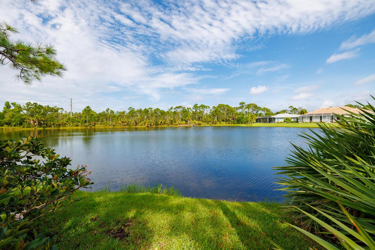 5129 SE Lost Lake Way