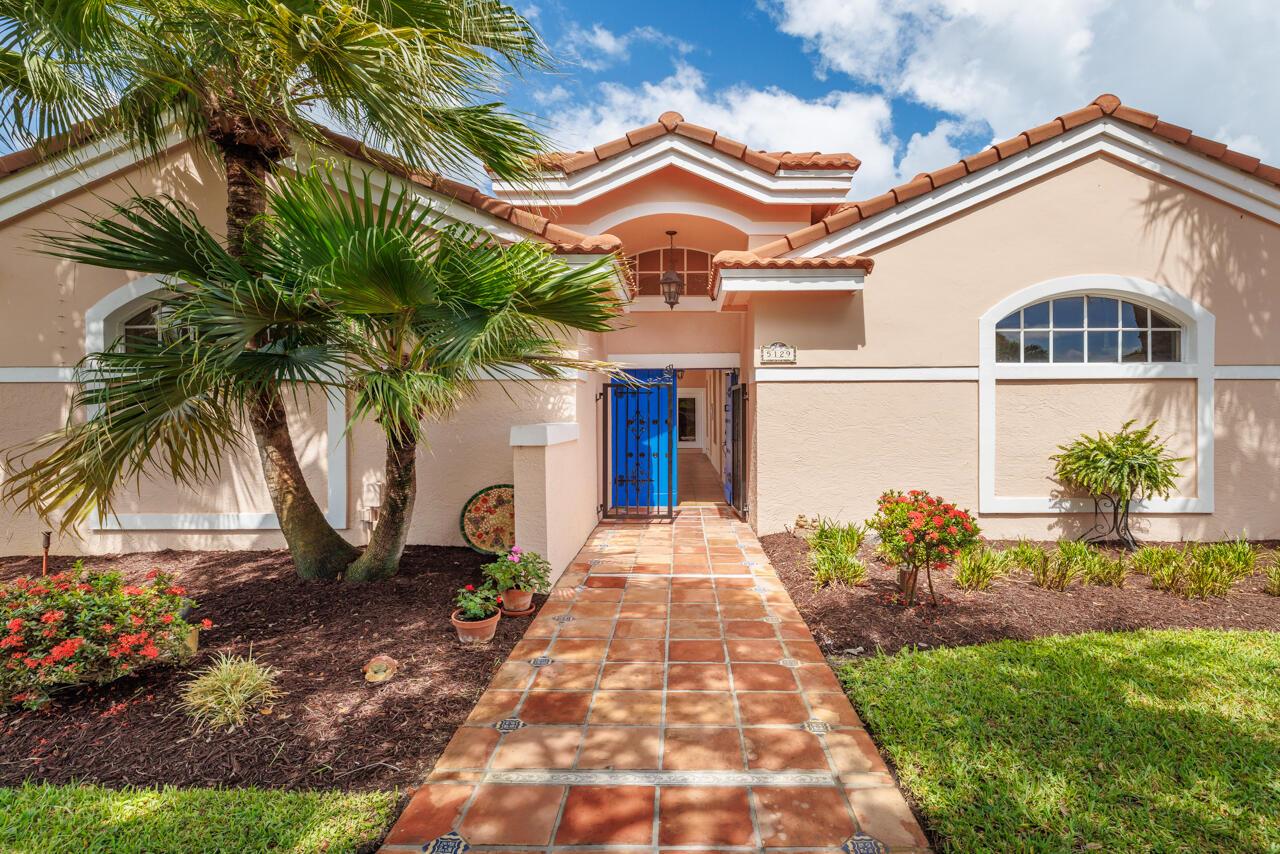 5129 SE Lost Lake Way