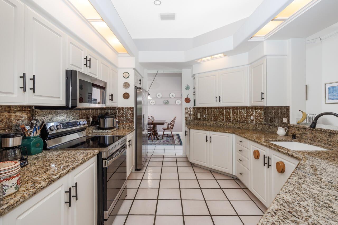 5129 SE Lost Lake Way