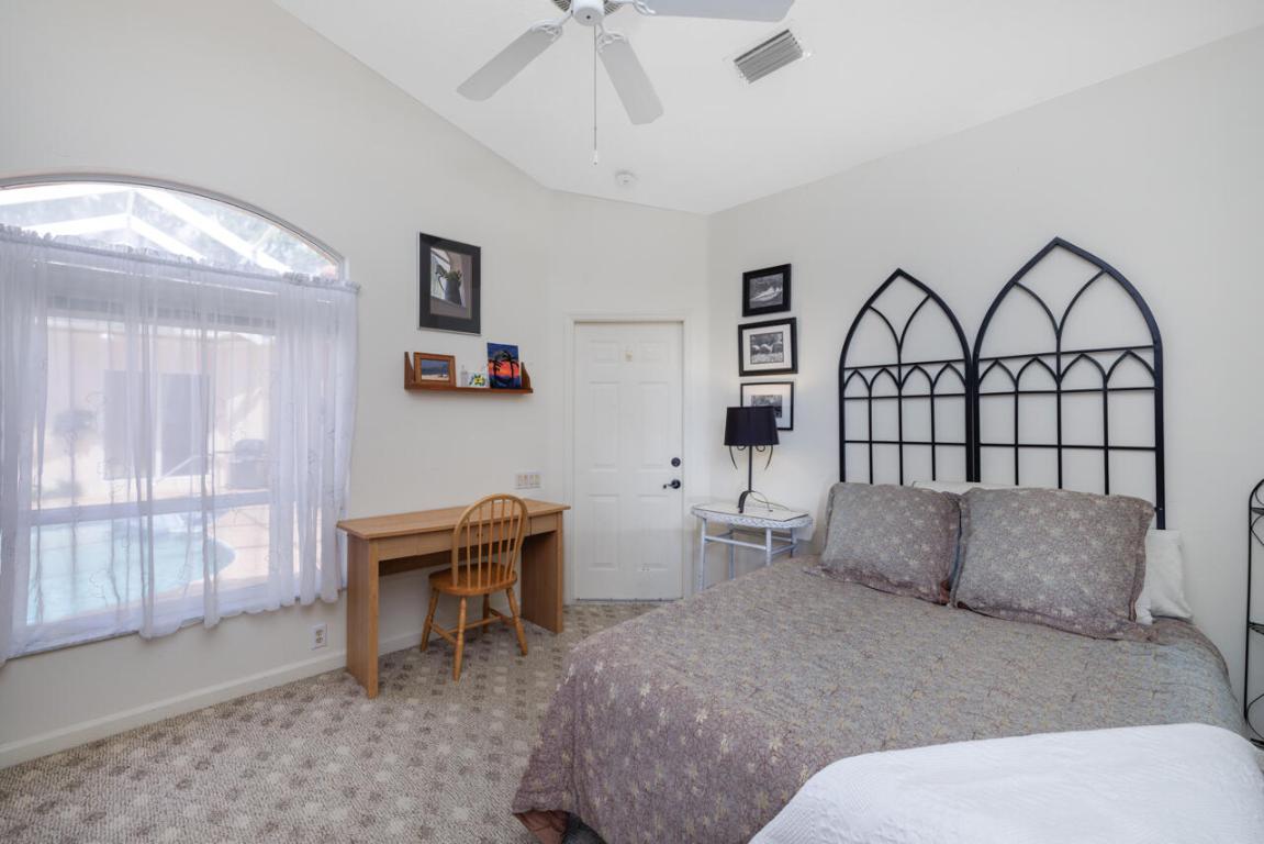 5129 SE Lost Lake Way