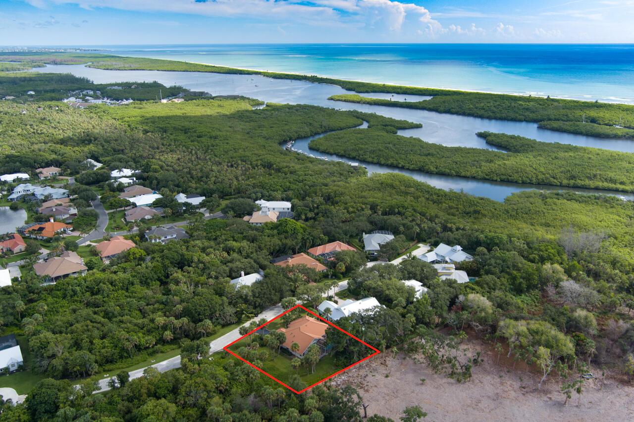 8120 SE Windjammer Way