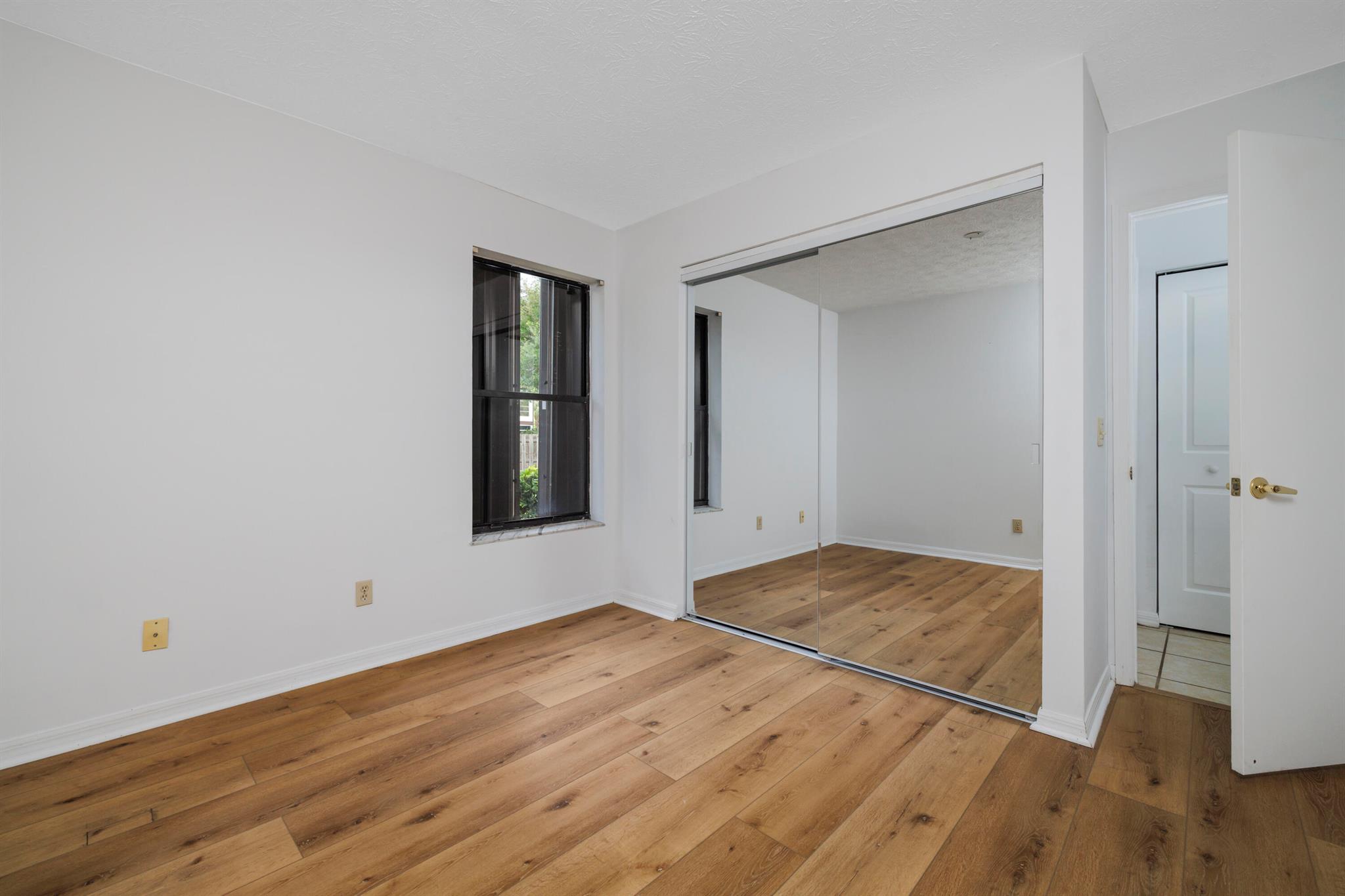 6541 SE Federal Highway 101