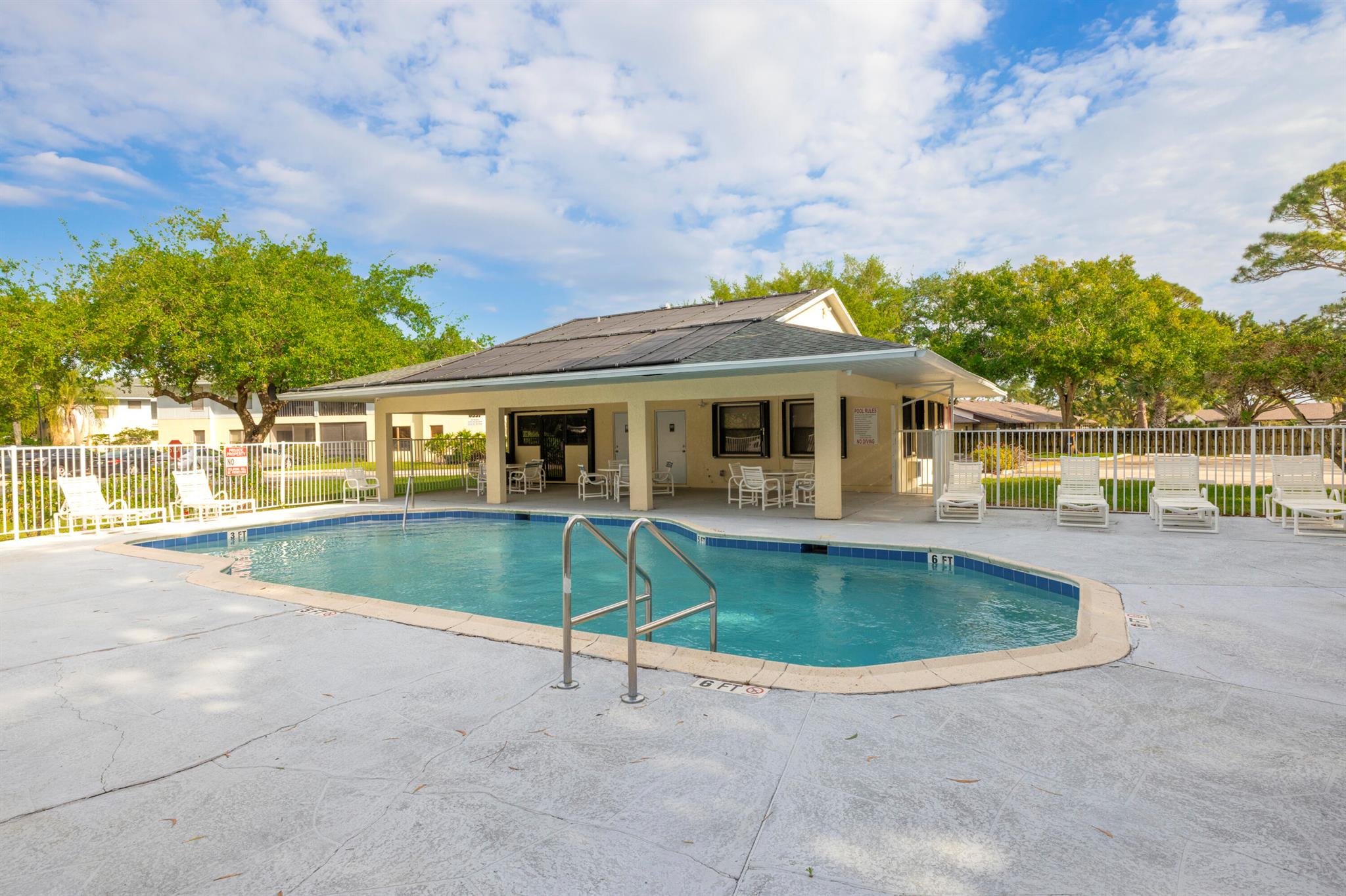 6541 SE Federal Highway 101