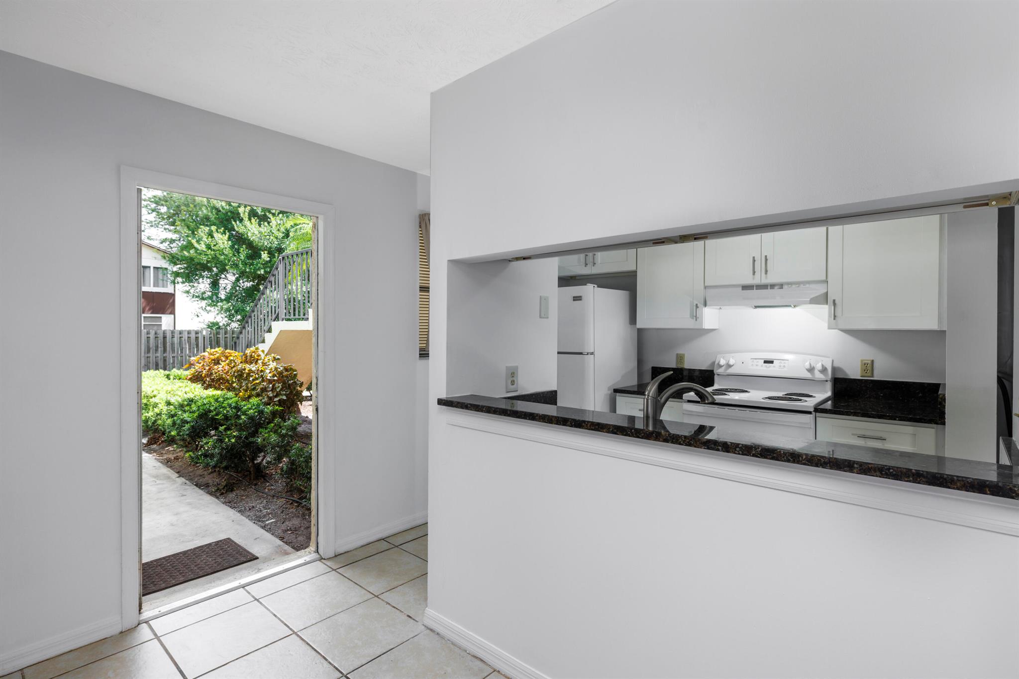 6541 SE Federal Highway 101