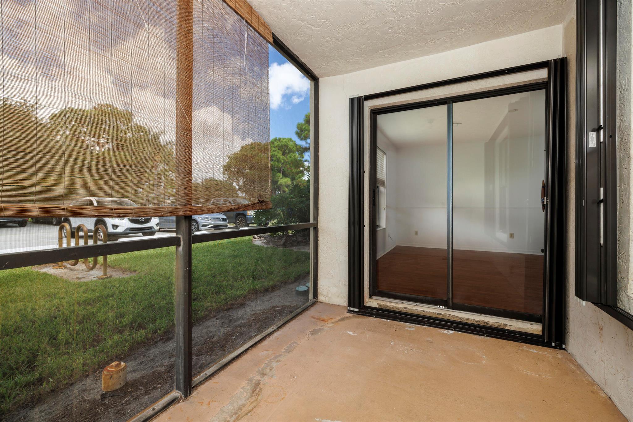 6541 SE Federal Highway 101