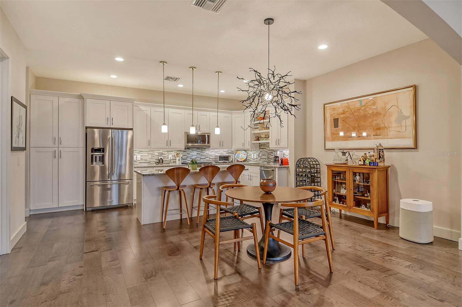 1273 BOULEVARD OF THE ARTS