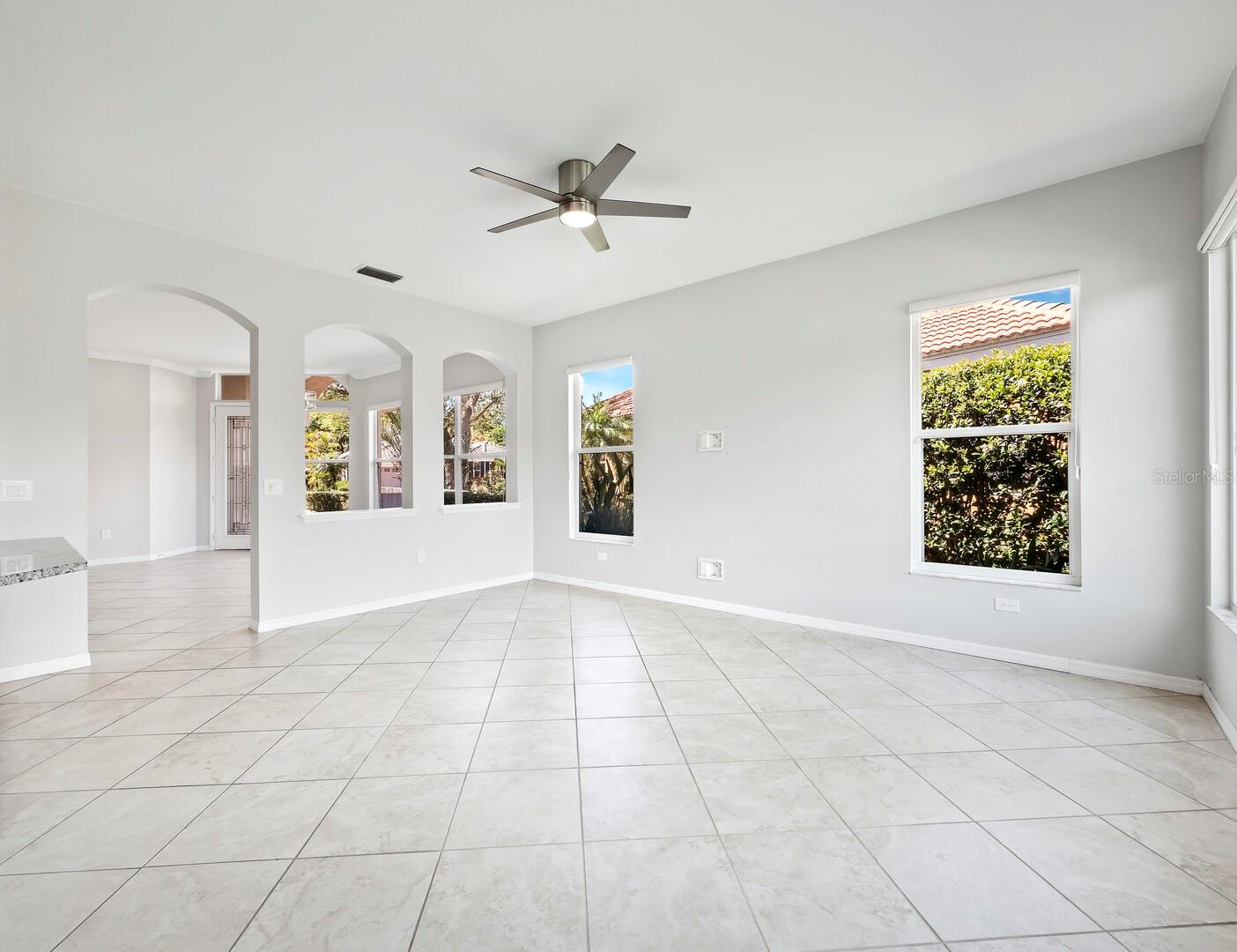 5090 HANGING MOSS LN