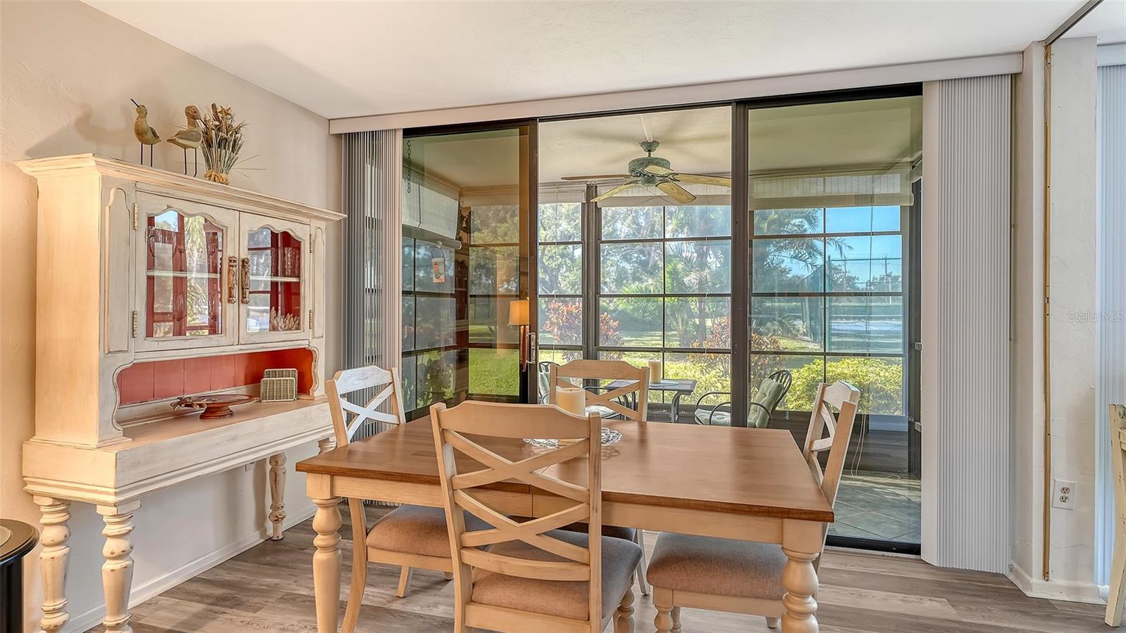 612 BIRD BAY DR S #110