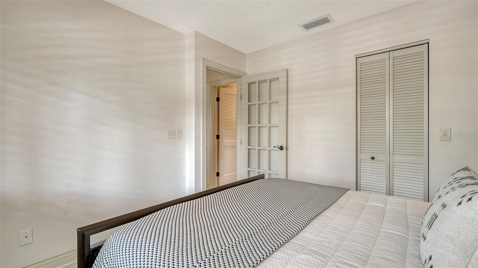 1178 BIRD BAY WAY #307