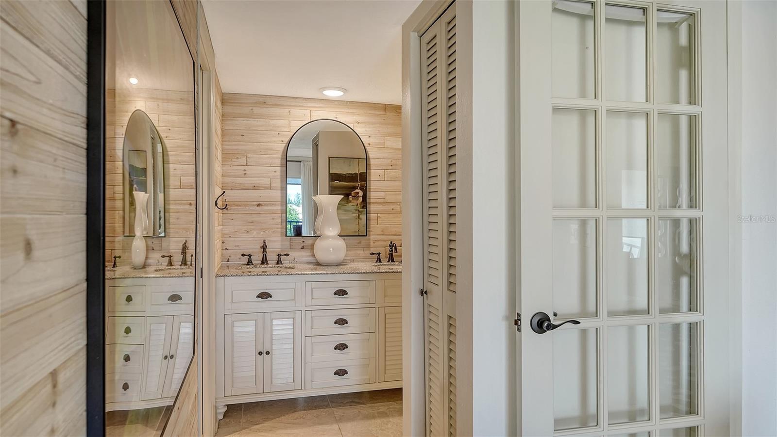 1178 BIRD BAY WAY #307