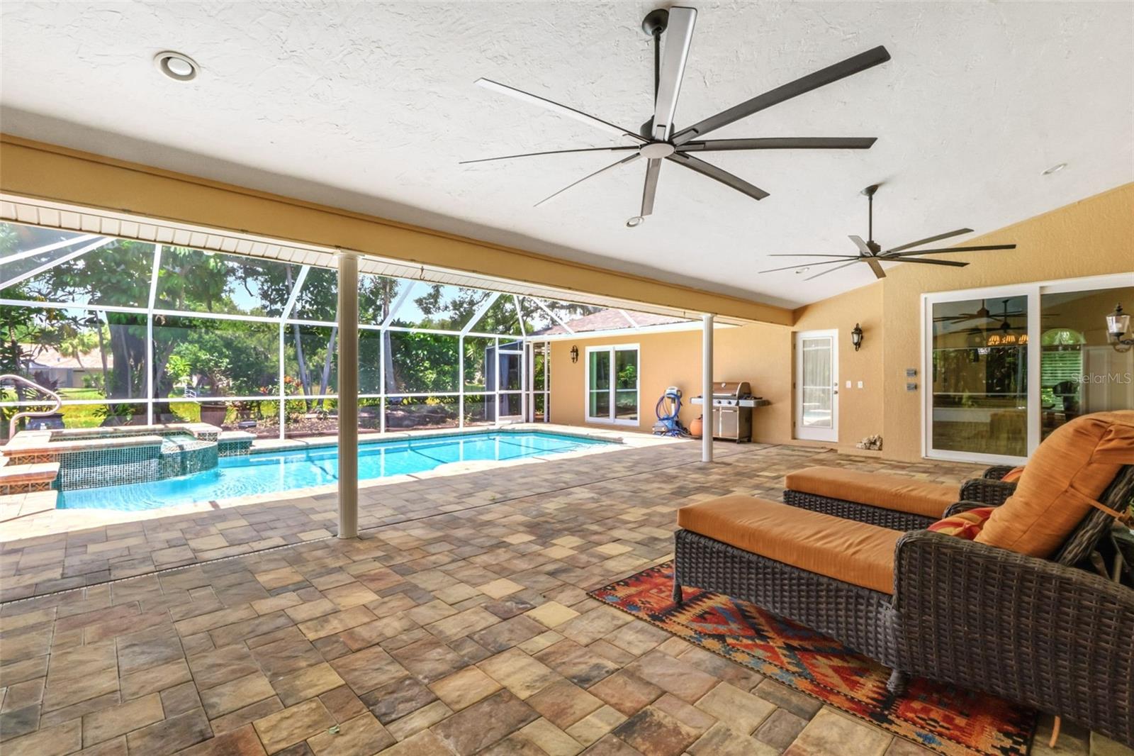 8309 SHADOW PINE WAY