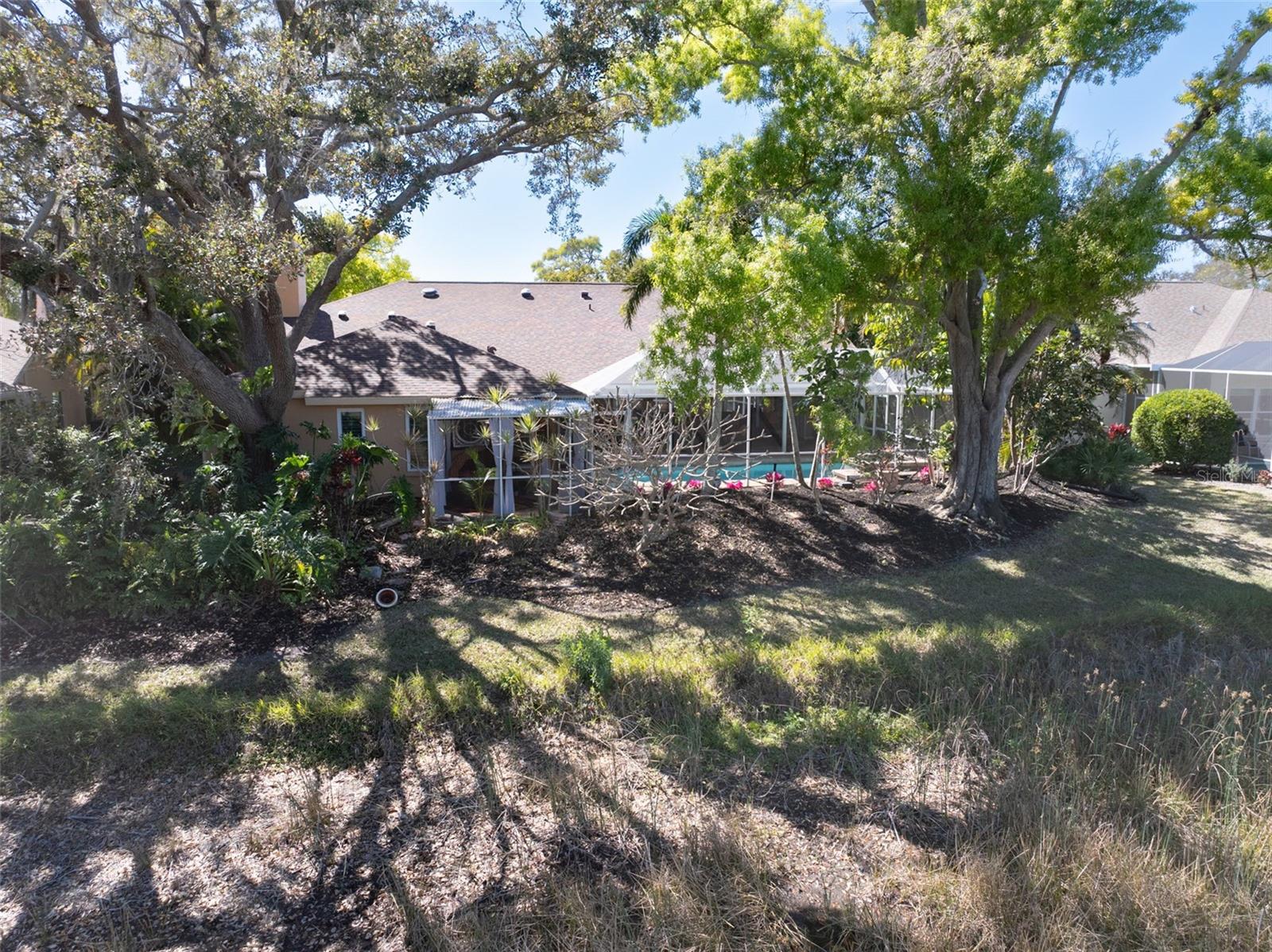 8309 SHADOW PINE WAY