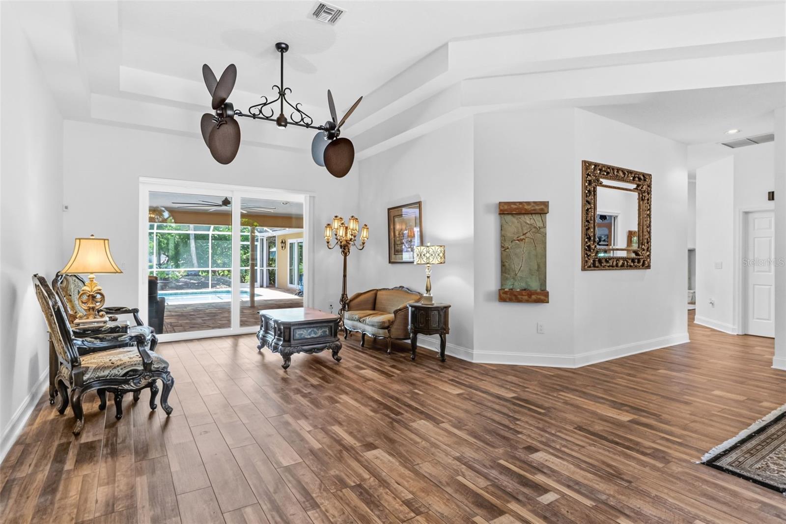 8309 SHADOW PINE WAY