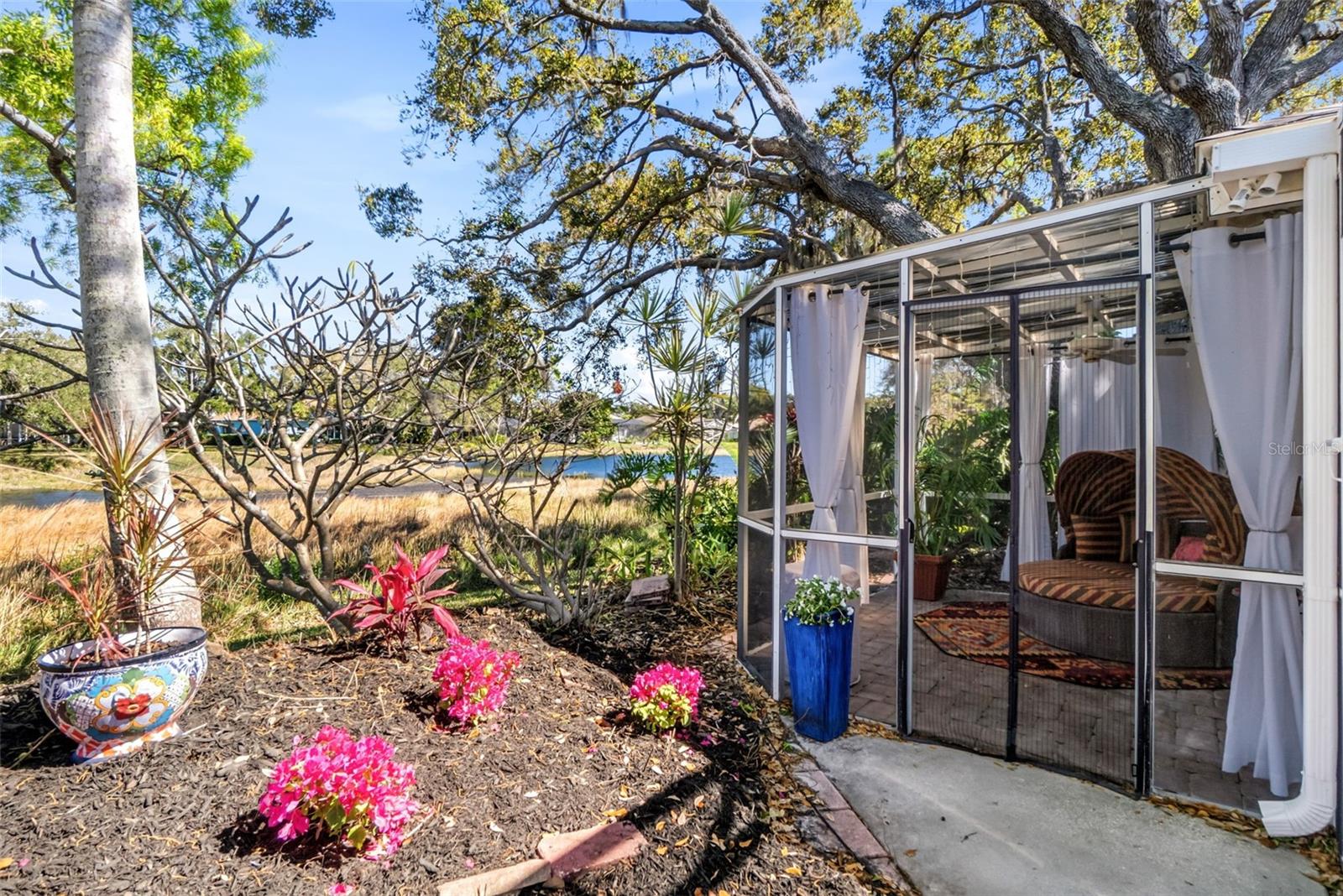 8309 SHADOW PINE WAY