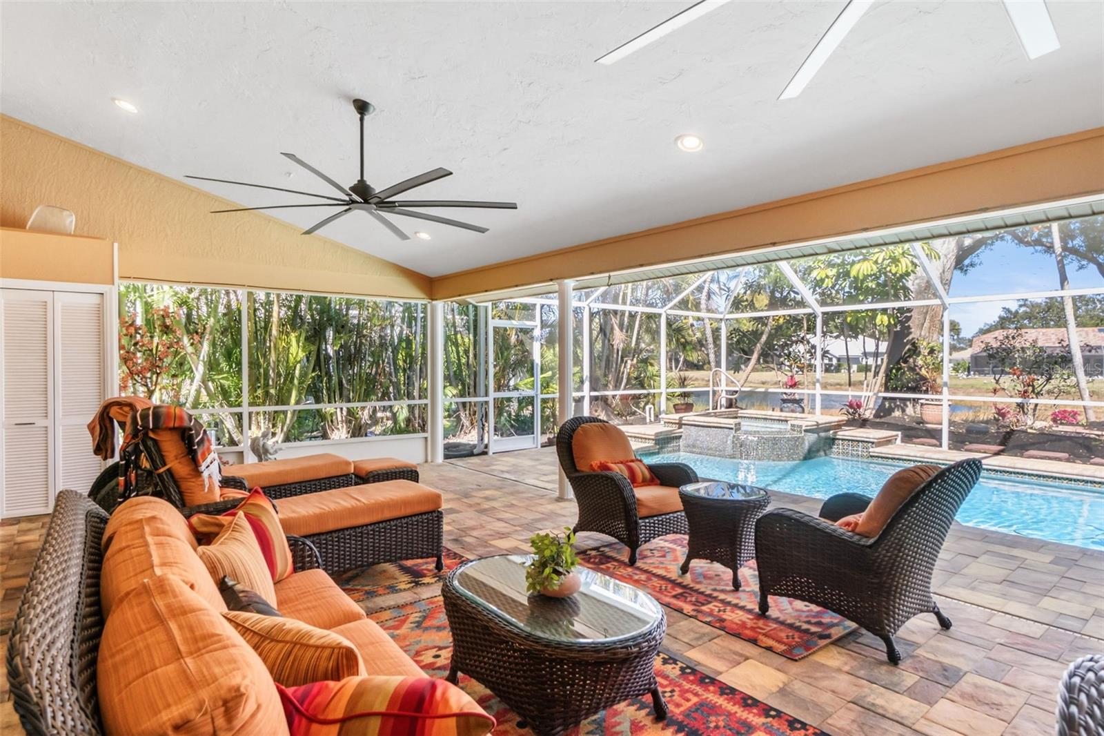 8309 SHADOW PINE WAY