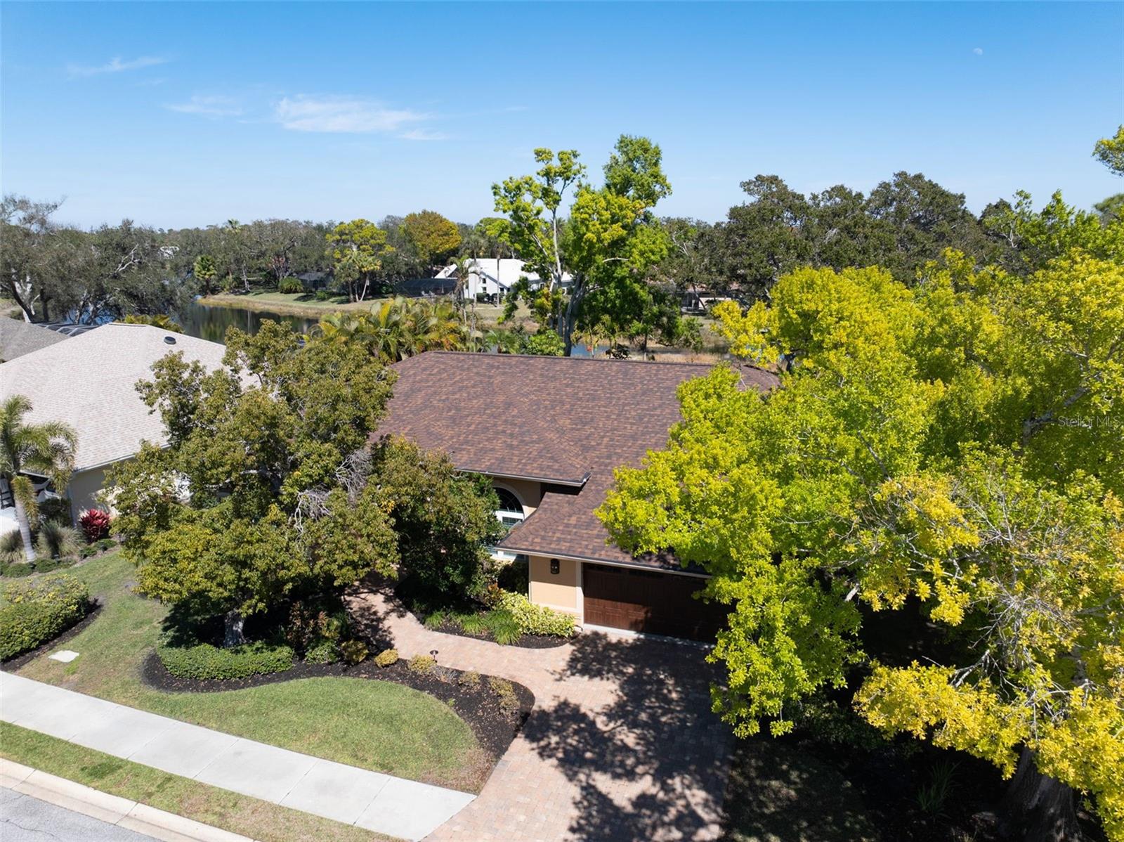 8309 SHADOW PINE WAY