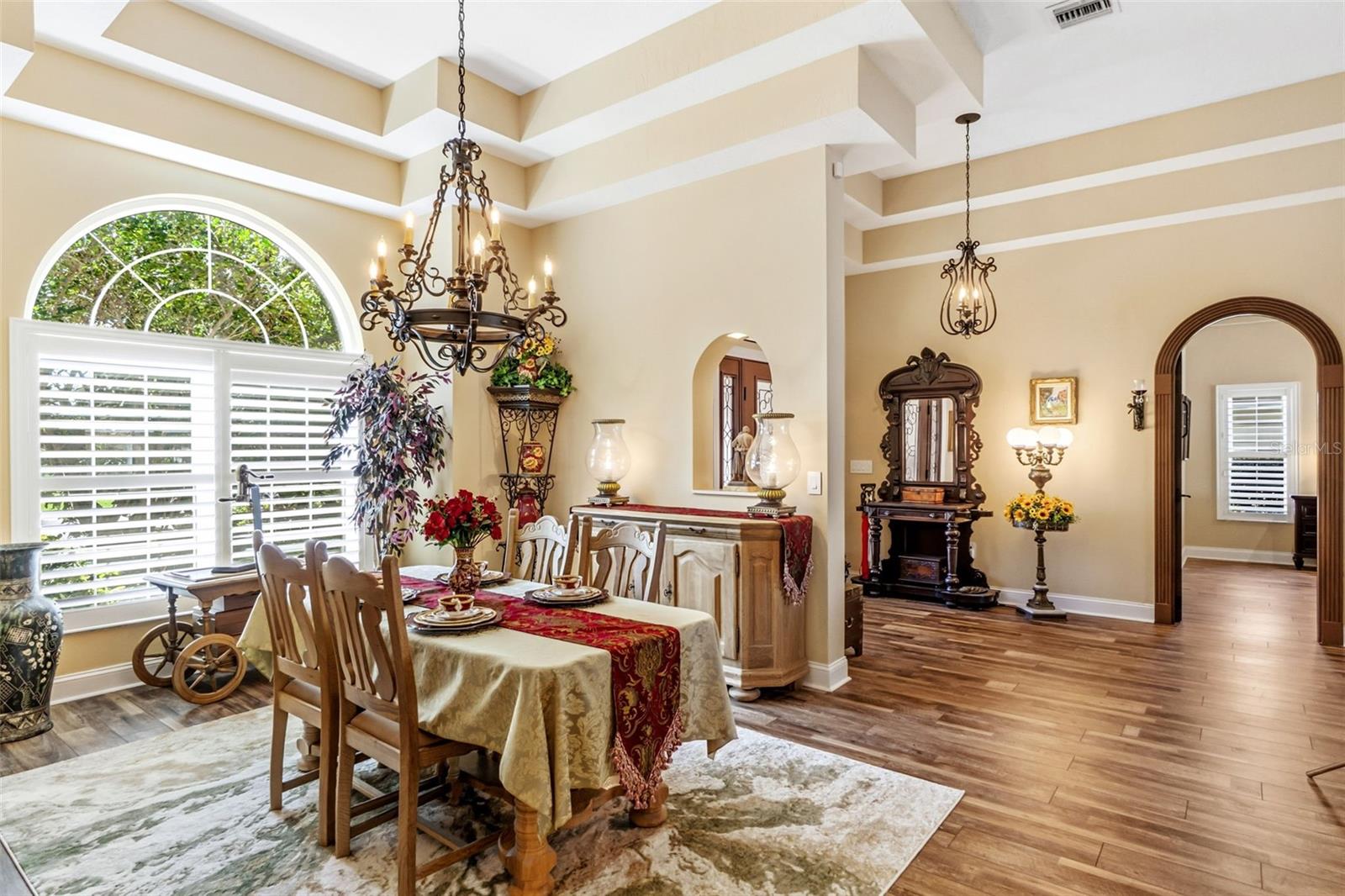 8309 SHADOW PINE WAY