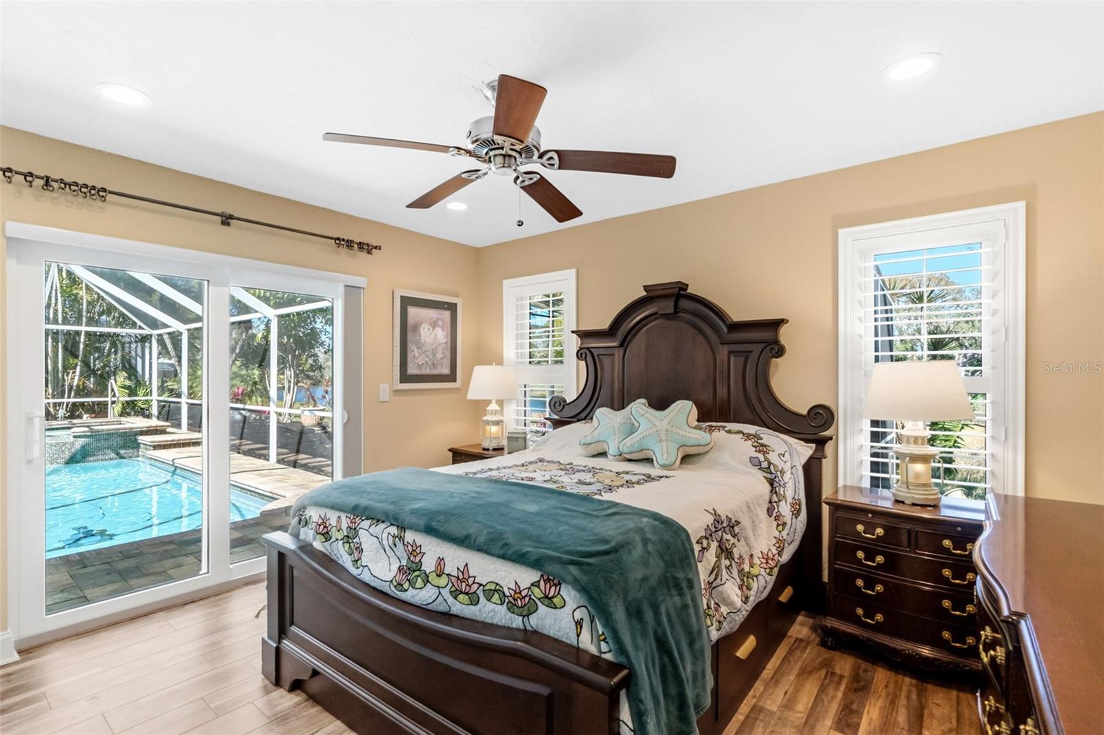 8309 SHADOW PINE WAY