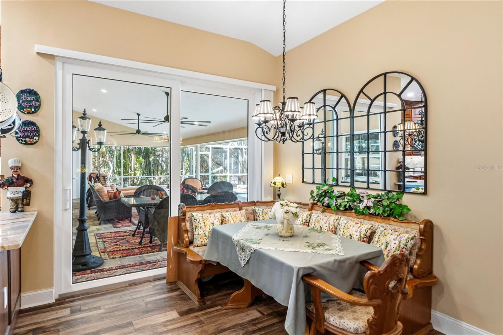 8309 SHADOW PINE WAY