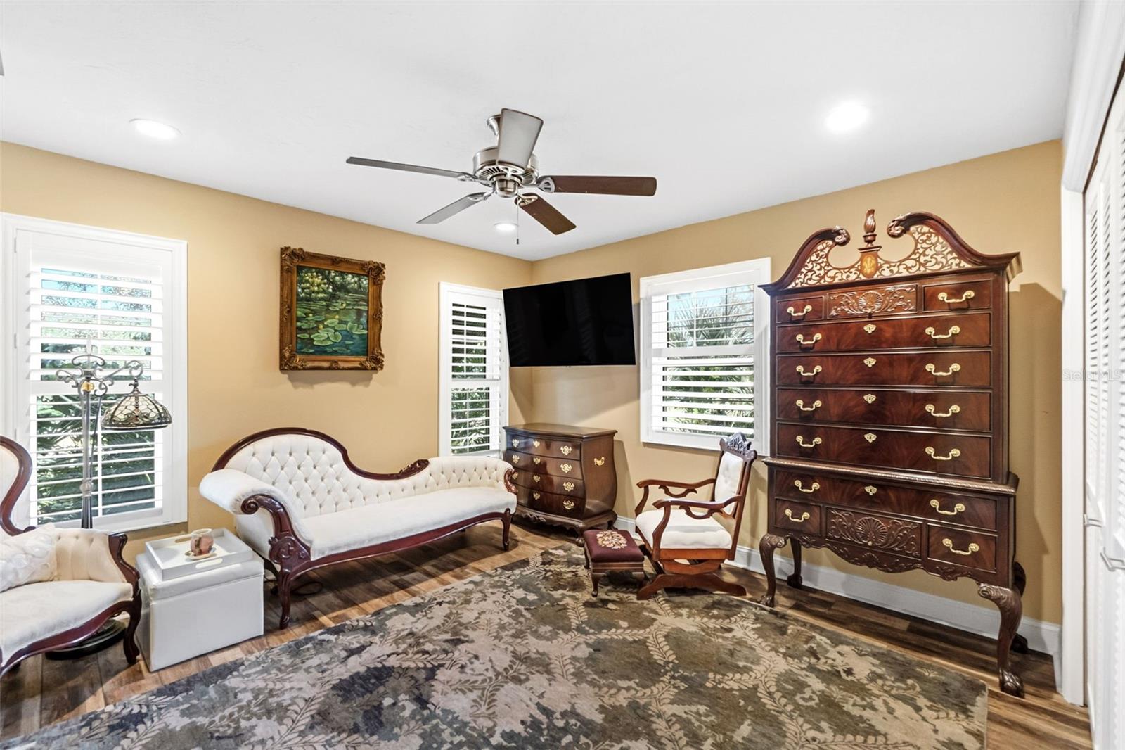 8309 SHADOW PINE WAY