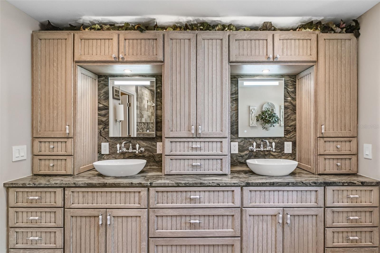 8309 SHADOW PINE WAY