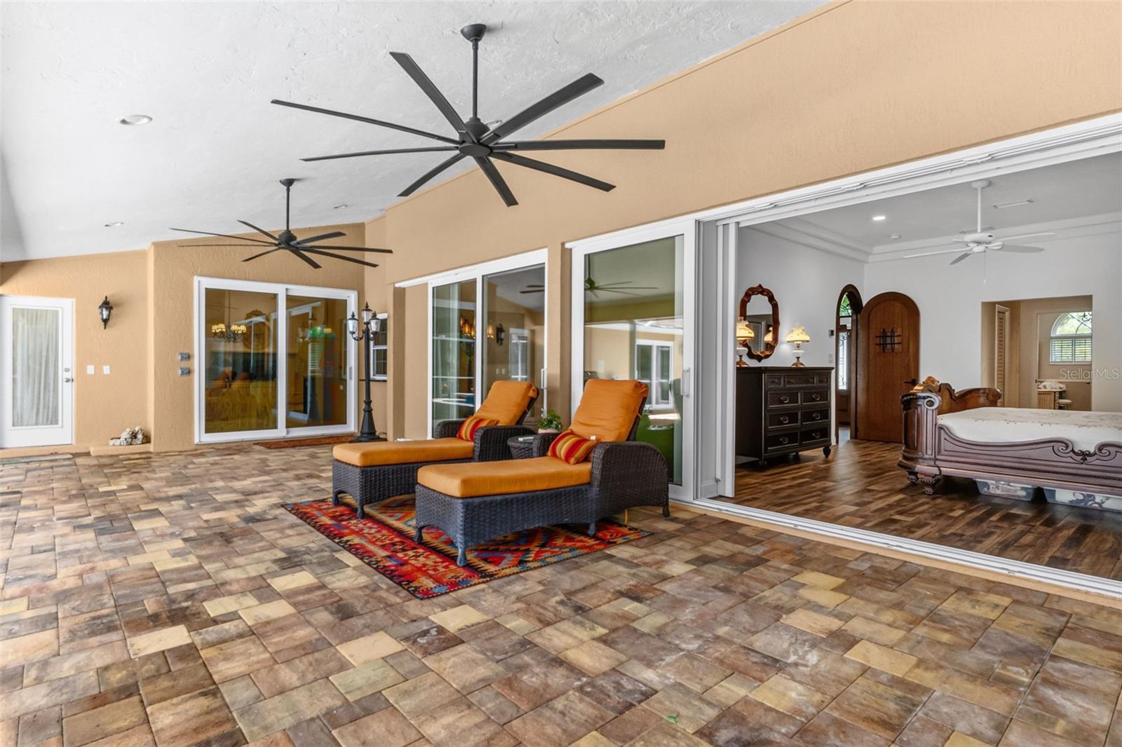 8309 SHADOW PINE WAY