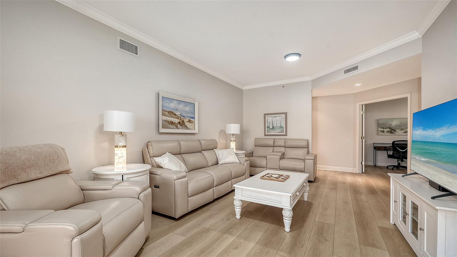 5235 PARISIENNE PL #101B28