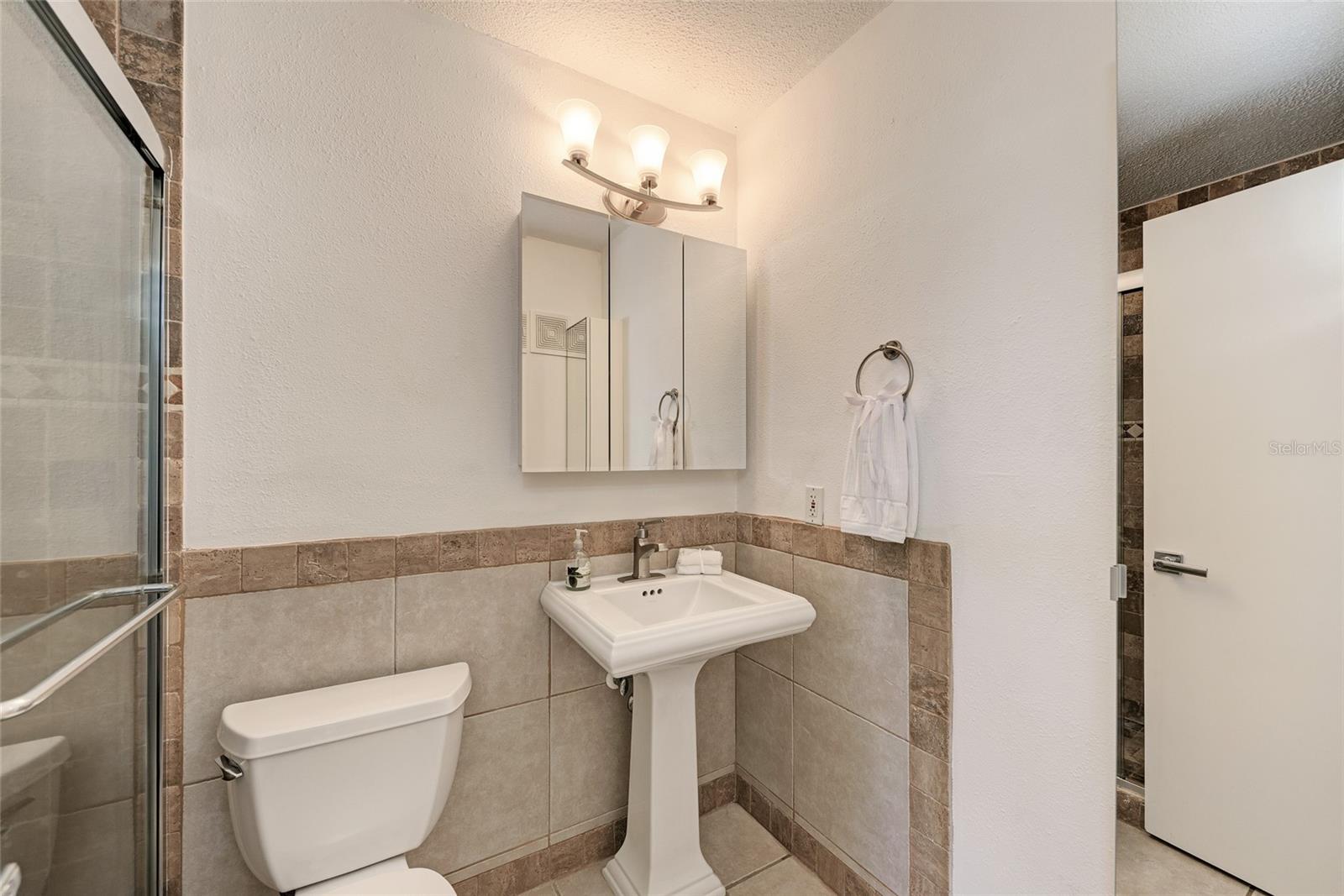 445 S PALM AVE #9