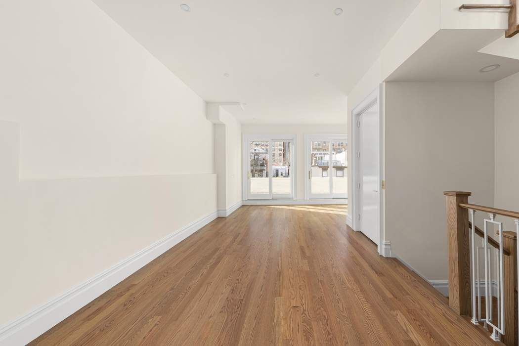 330 W 88th Street
