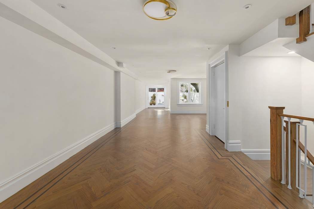 330 W 88th Street