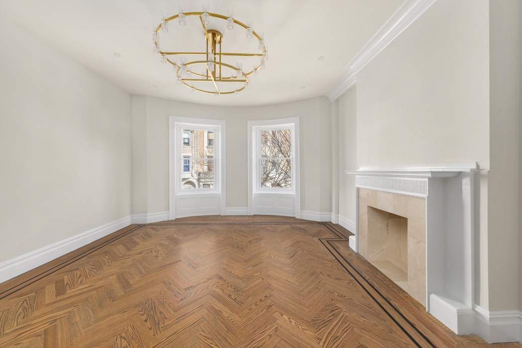 330 W 88th Street