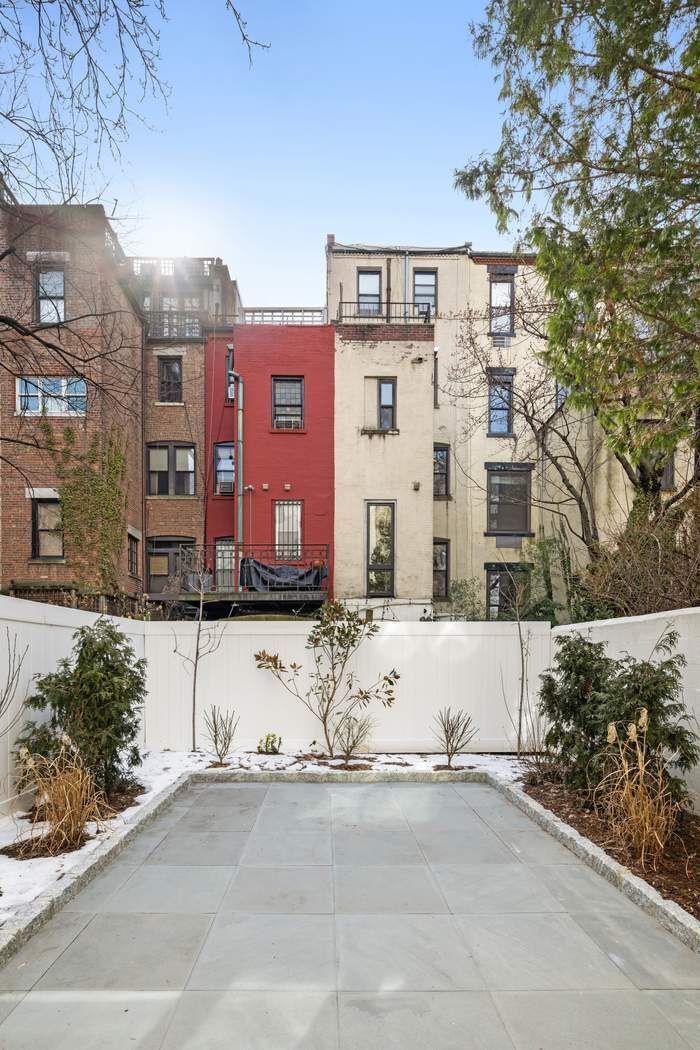 330 W 88th Street