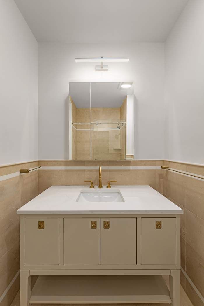 330 W 88th Street