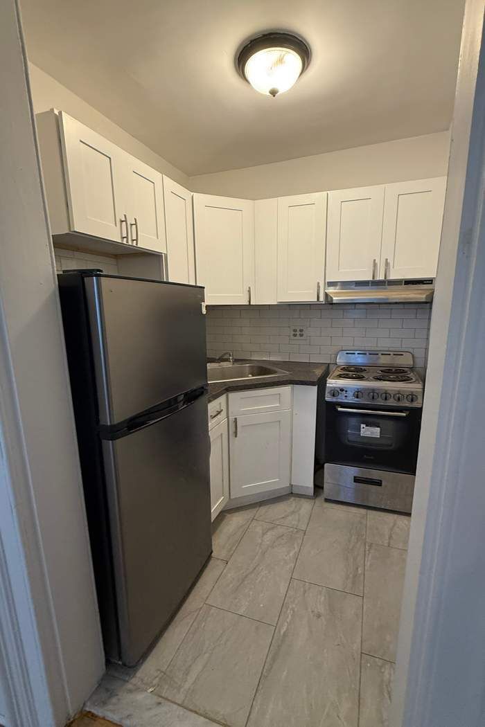 130 E 61st Street 3B