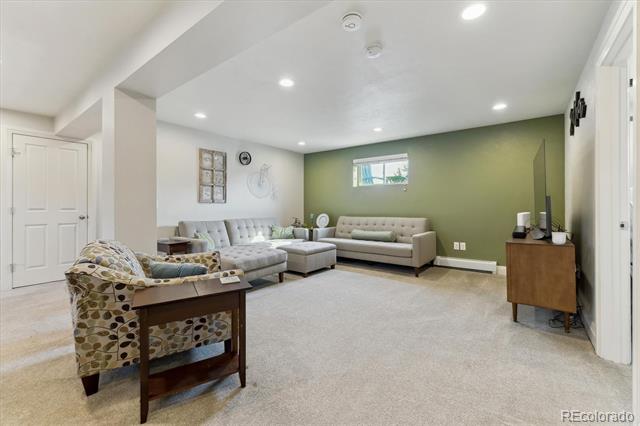 6107 Xenon Street
