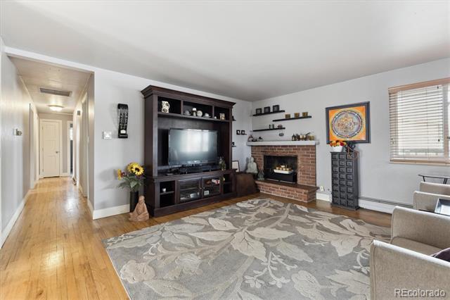 6107 Xenon Street