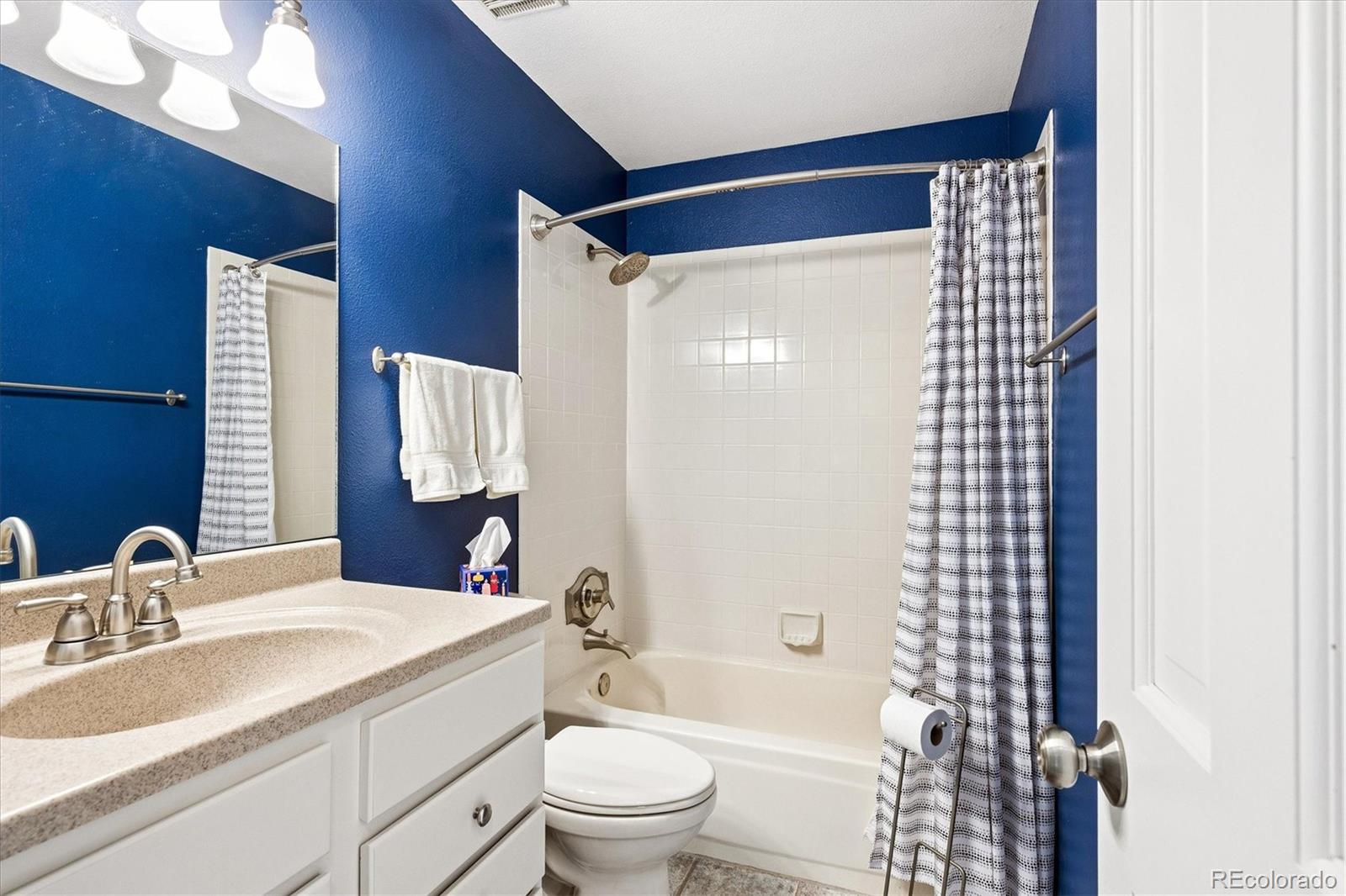 7640 S Brentwood Street