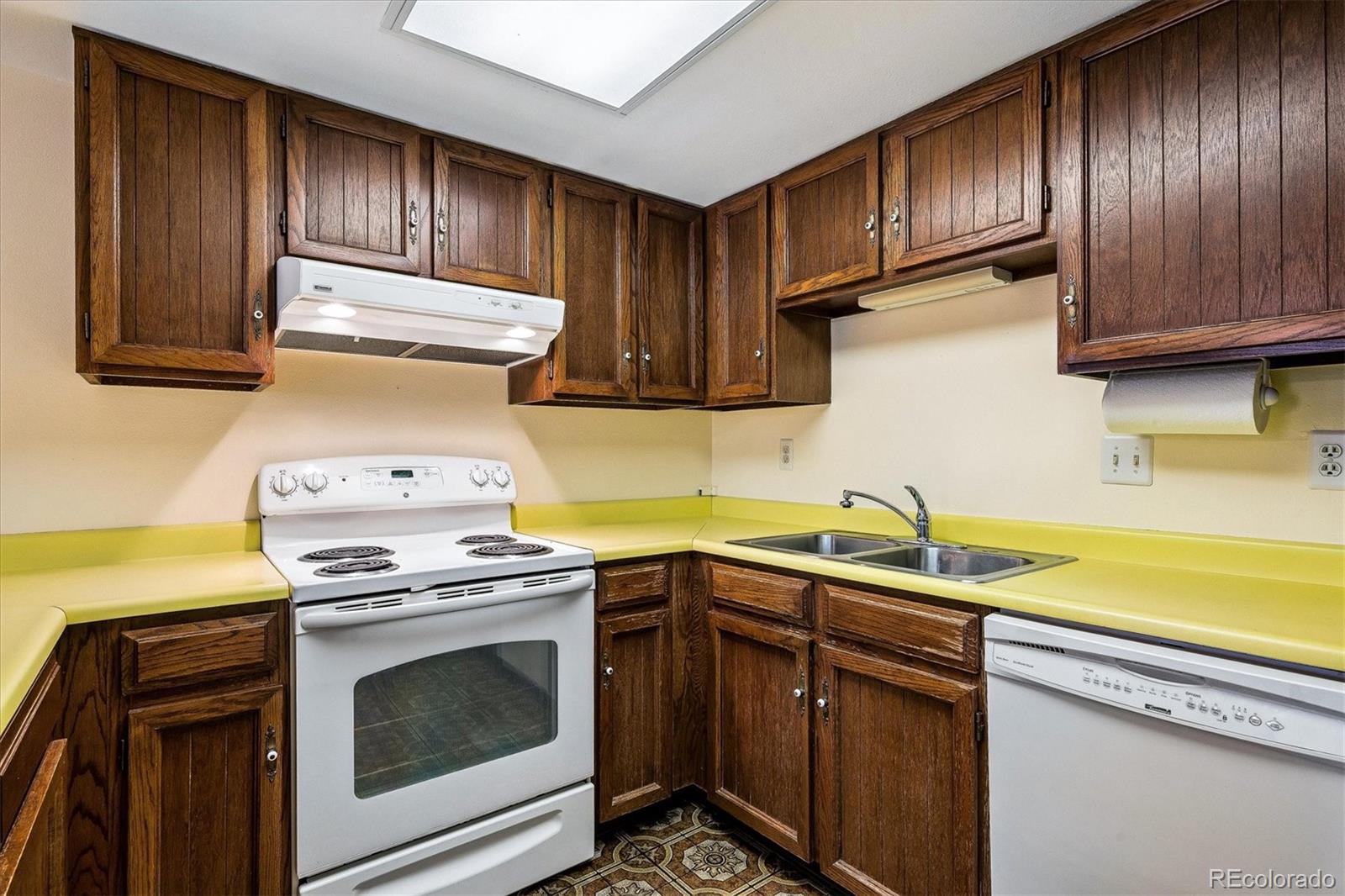 6685 E Arizona Avenue Unit: A