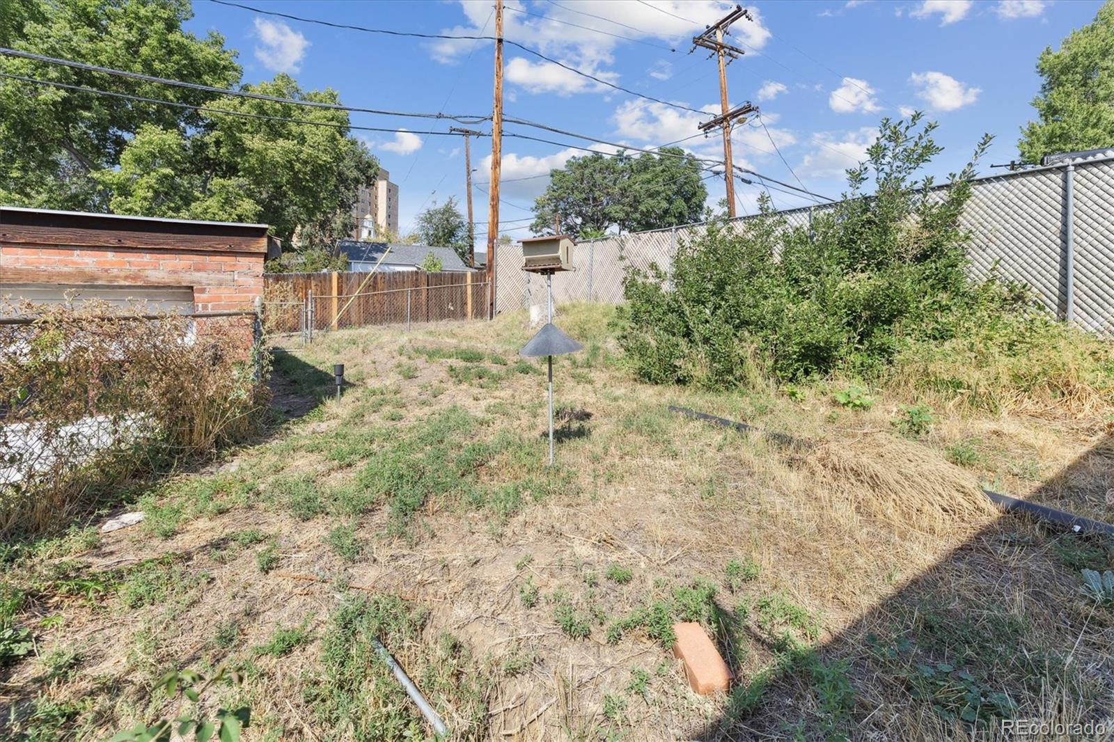 3225 N Clay Street