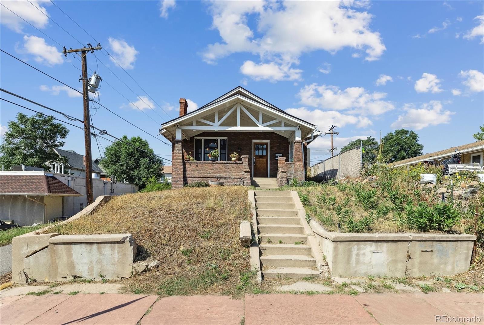 3225 N Clay Street