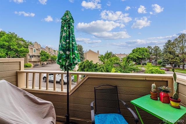 1818 S Quebec Way Unit: 4