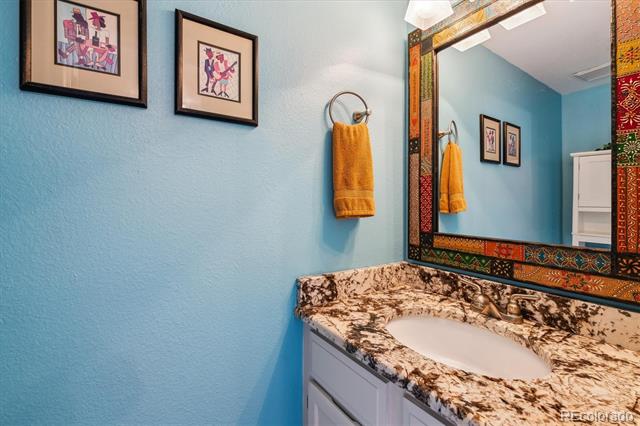 1818 S Quebec Way Unit: 4
