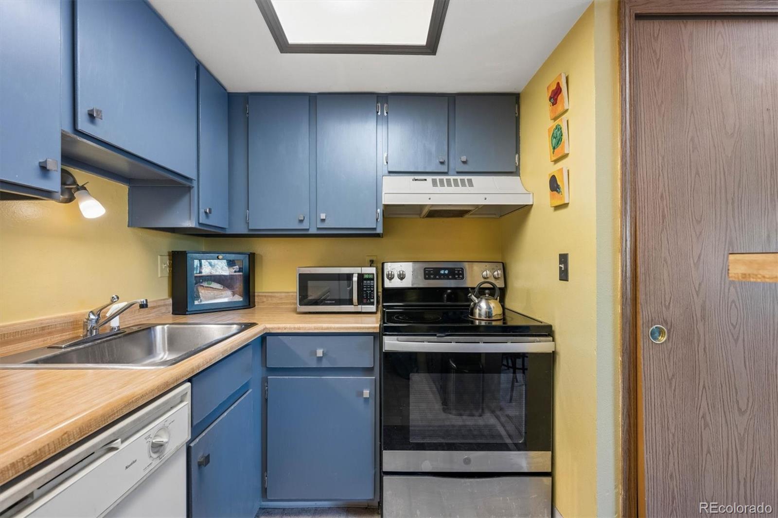 12470 W Nevada Place Unit: 211