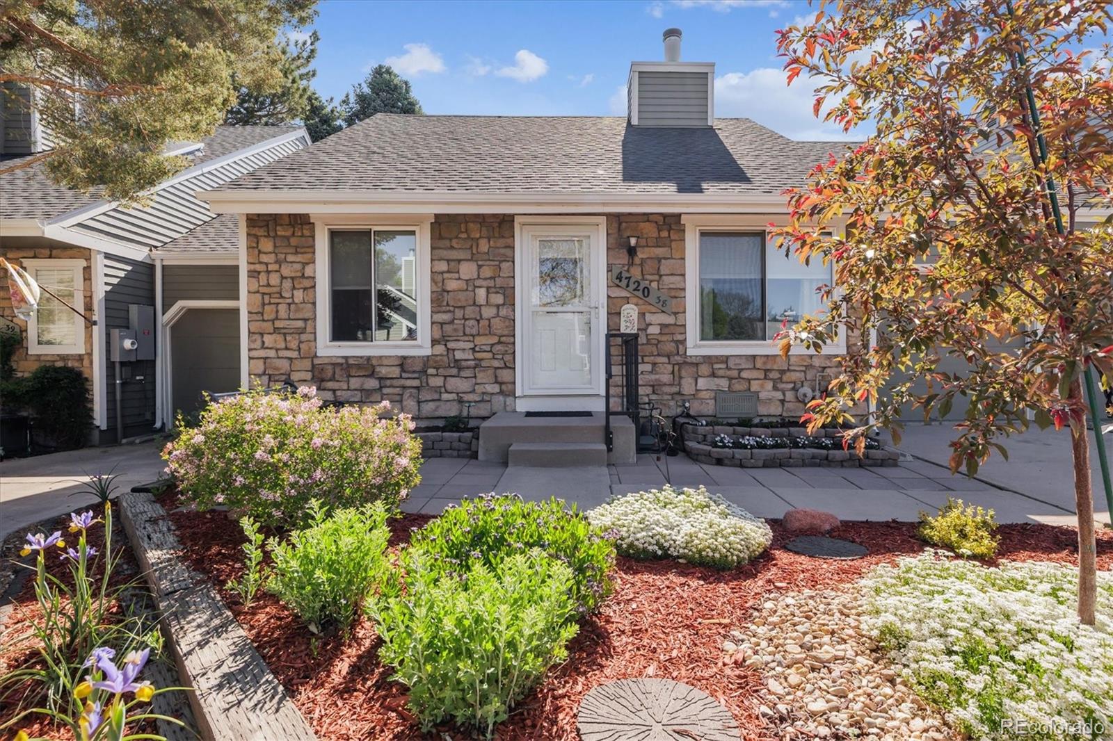 4720 S Dudley Street Unit: 38