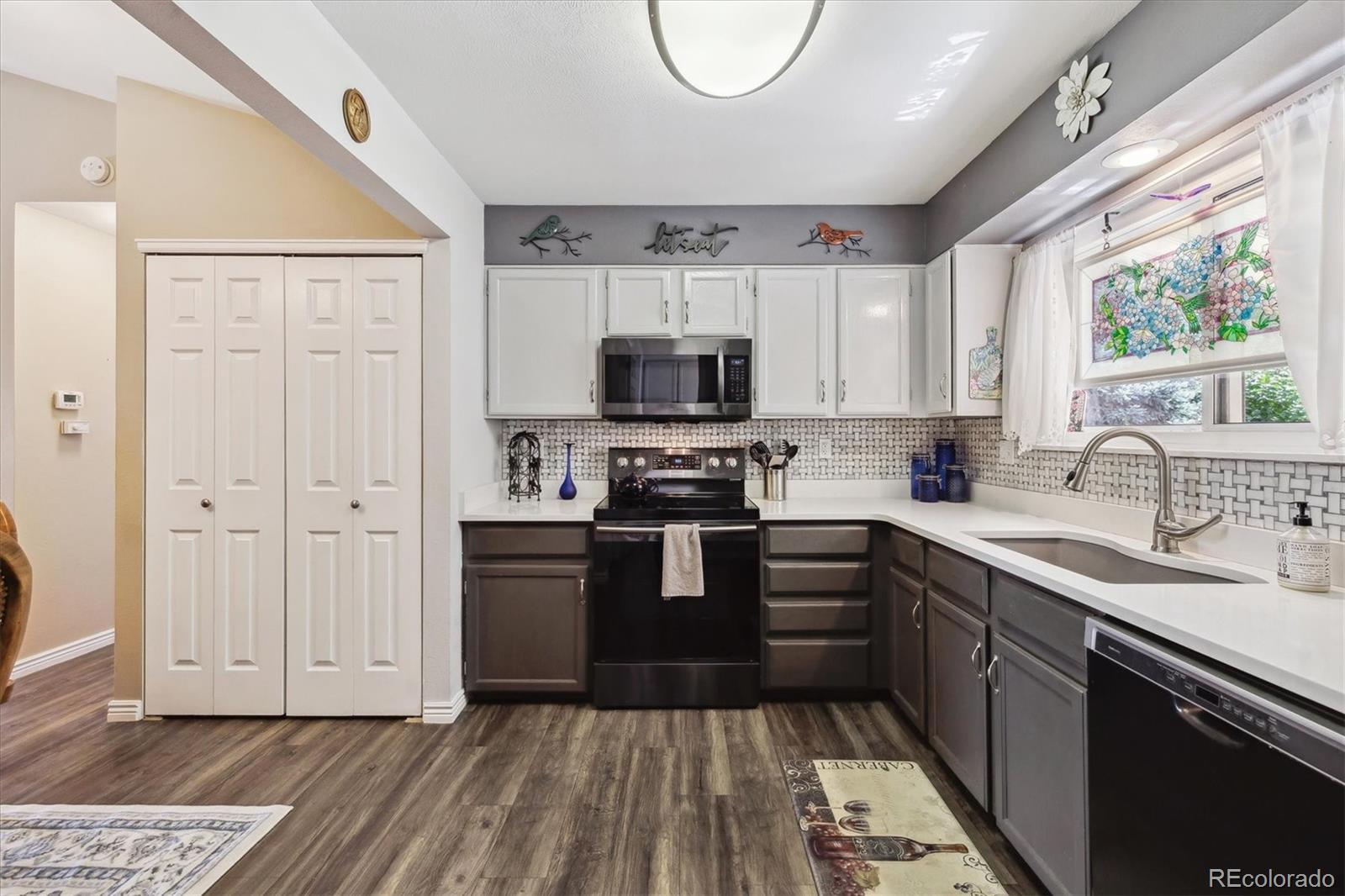 4720 S Dudley Street Unit: 38