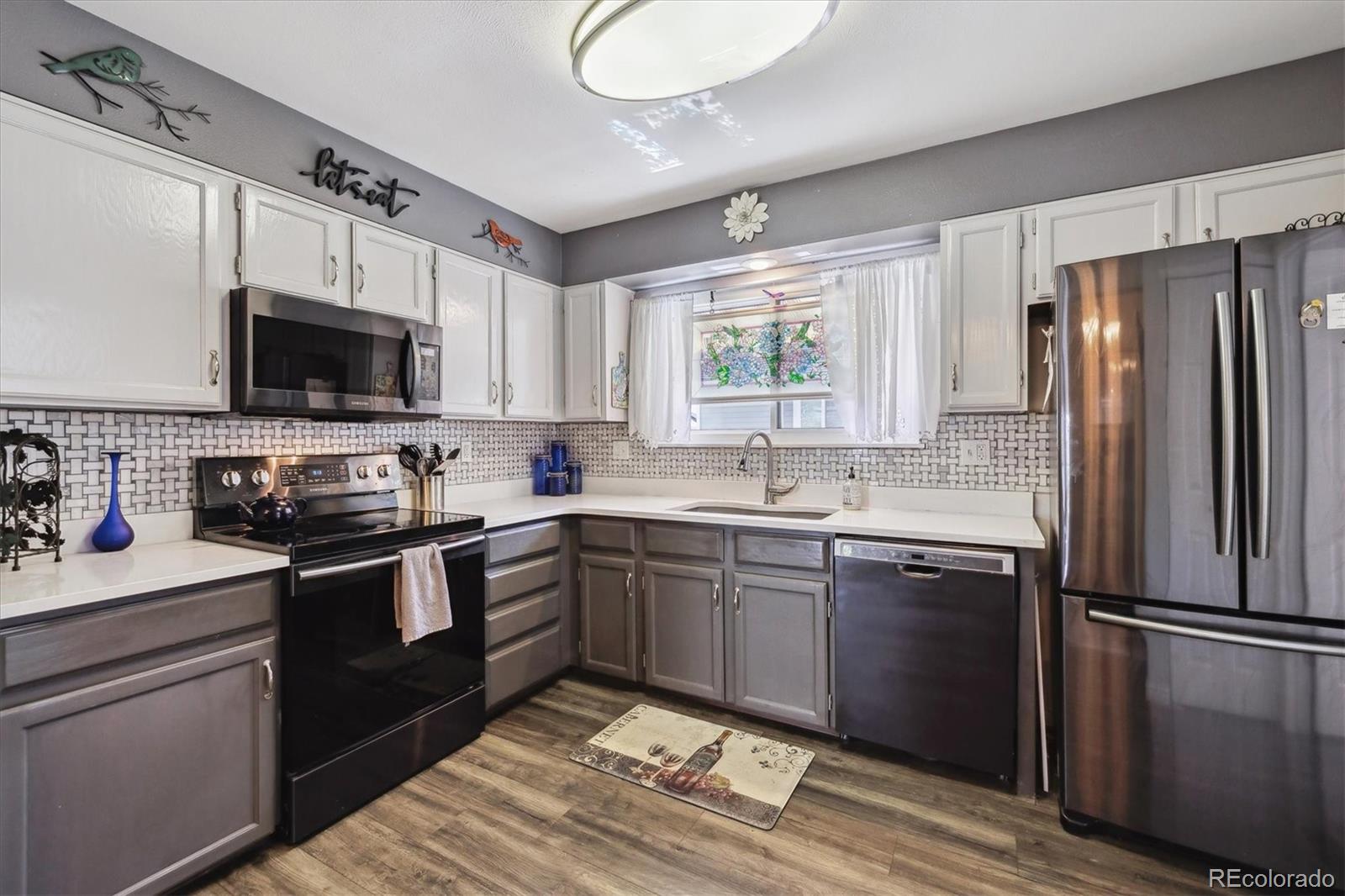 4720 S Dudley Street Unit: 38