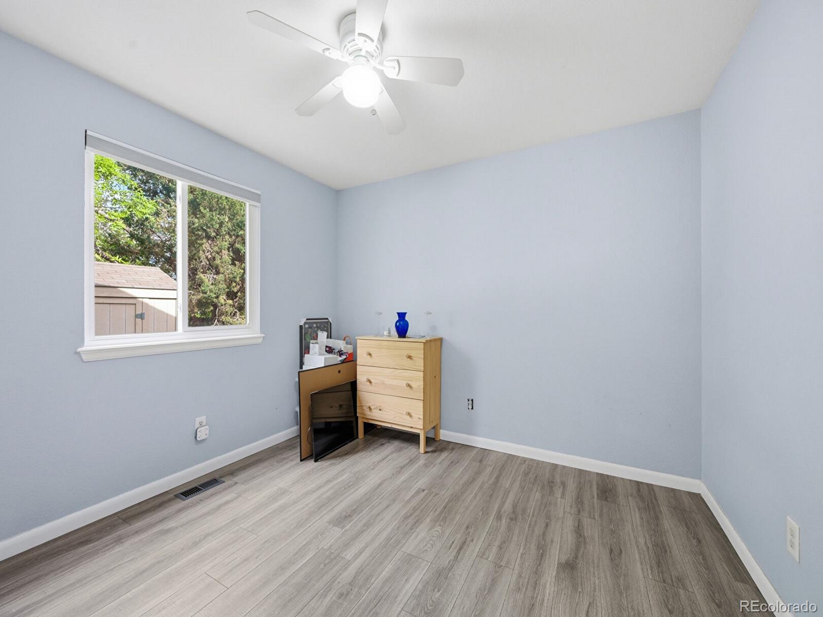 887 W 96th Place