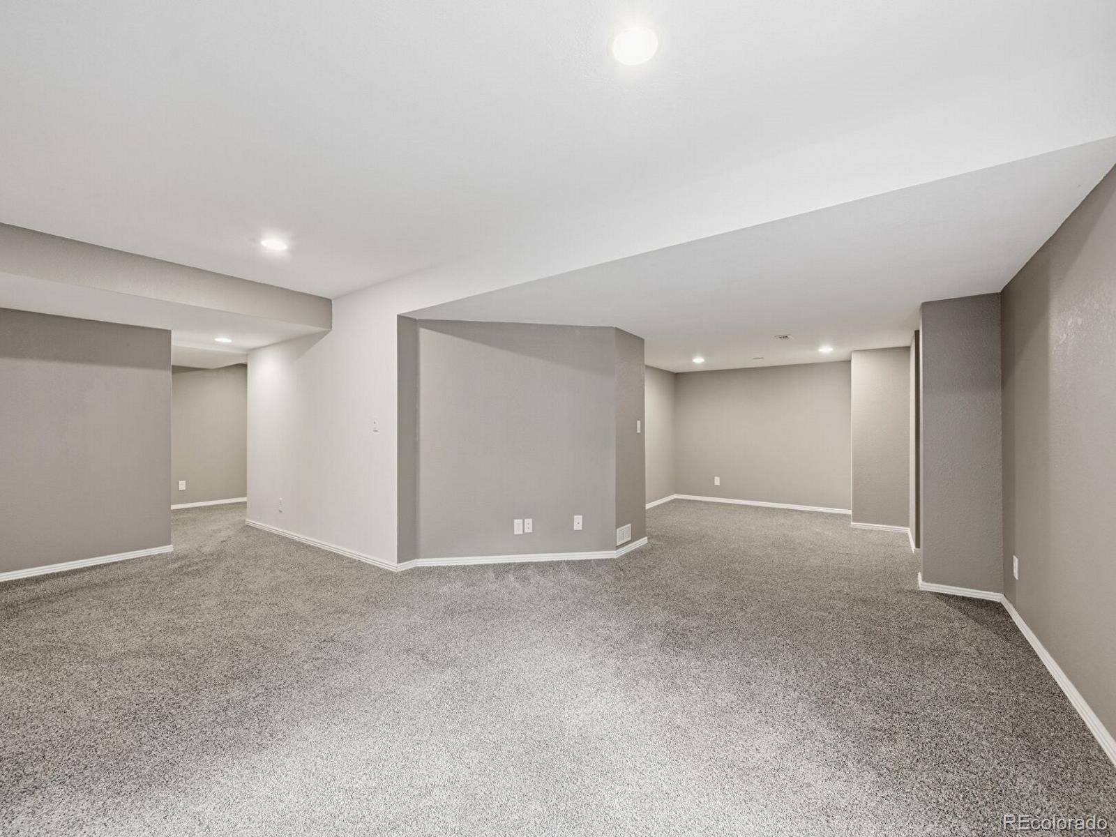 887 W 96th Place